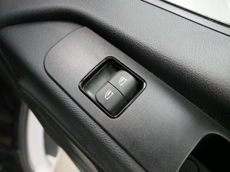 2024 MERCEDES-BENZ SPRINTER 315 2.0 CDI 150 BHP L2 MEDIUM PROGRESSIVE ( AIR CON