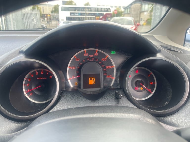 2015 Honda Jazz 1.4 i-VTEC ES Plus 5dr CVT HATCHBACK PETROL Automatic