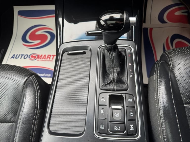 2017 Kia Sorento 2.2 CRDi KX-4 SUV 5dr Diesel Auto AWD Euro 6 (197 bhp) ESTATE Diesel Automatic