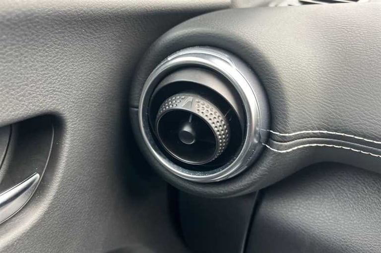 2024 Nissan Juke 1.0 DIG-T N-CONNECTA 5DR Hatchback Petrol Manual