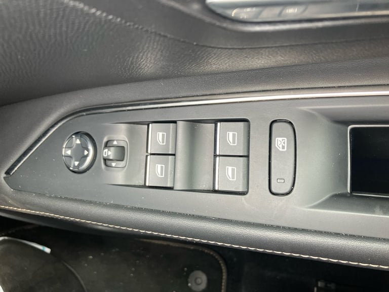 2022 Peugeot 3008 1.2 PureTech GT 5dr EAT8 Estate PETROL Automatic