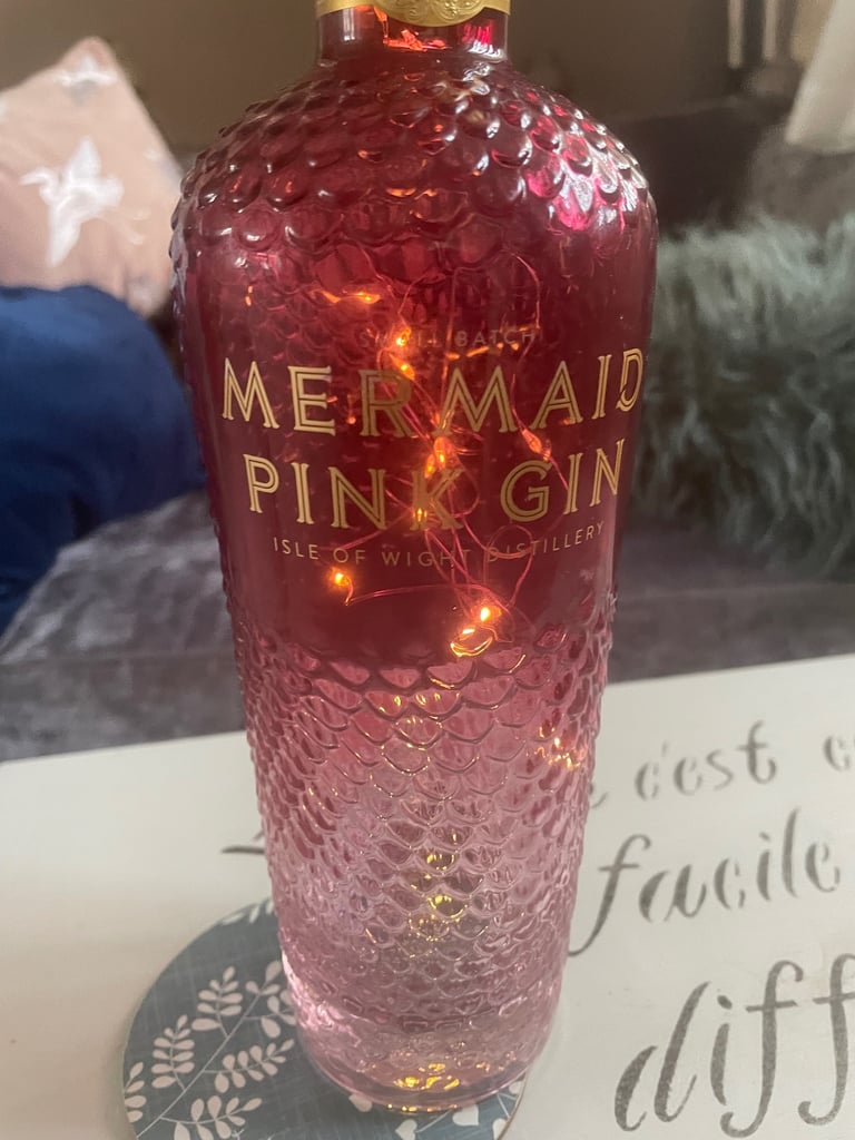 mermaid pink Gin bottle with lights