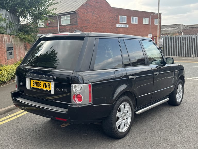2006 Land Rover Range Rover 3.0 Td6 VOGUE SE 4dr Auto ESTATE Diesel Automatic
