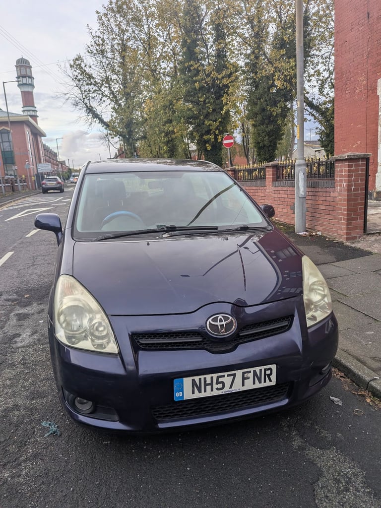 Toyota Corolla for parts 