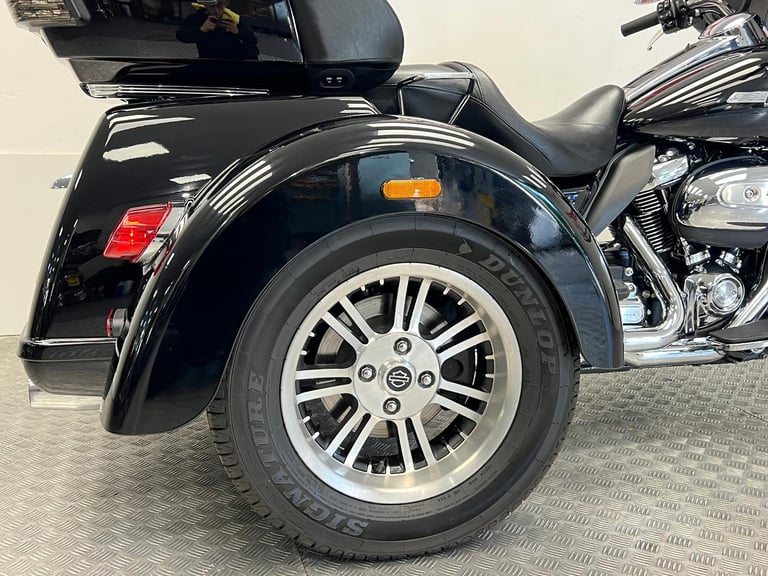 2022 Harley Davidson Tri Glide 114 Trike 8000 Miles