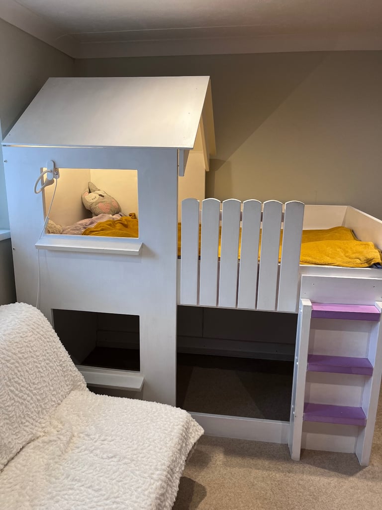 High bed / bunk bed