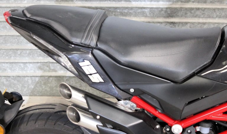 2018 18 Benelli Tornado TNT 125 LEARNER LEGAL TRADE SALE NEW MOT 8576miles BLACK