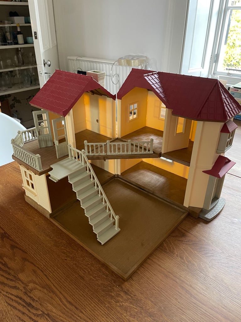 SYLVANIAN FAMILIES beechwood hall