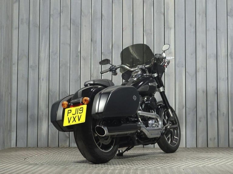 2019 19 HARLEY-DAVIDSON SOFTAIL FLSB SPORT GLIDE 1745