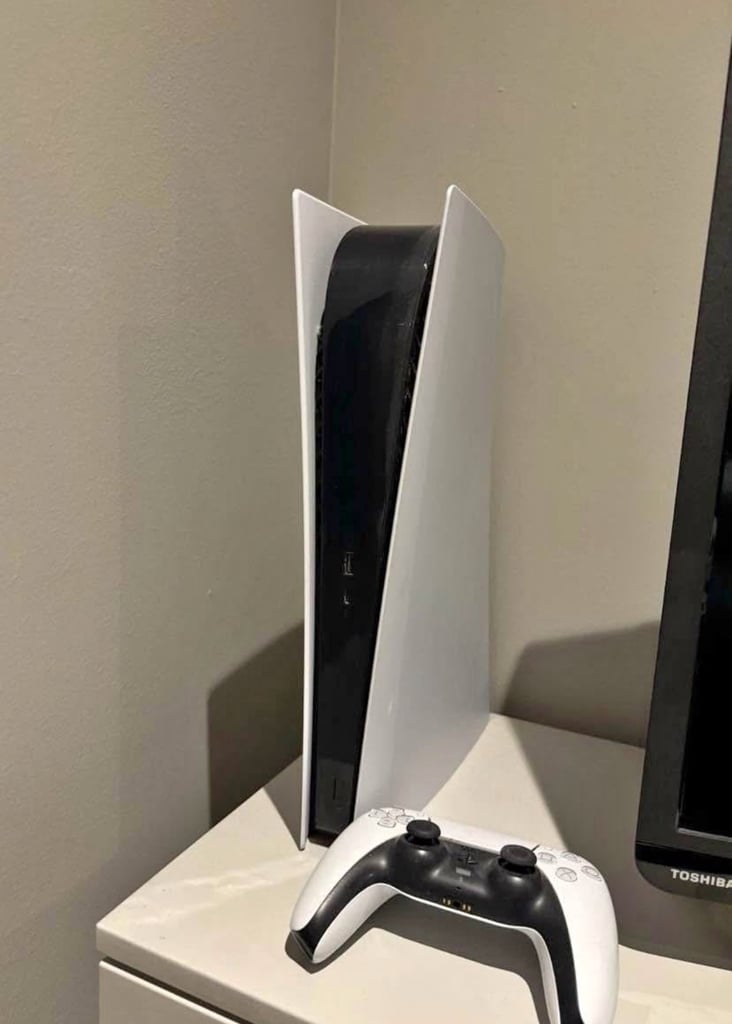 image for PS5 Digital Slim edition 1TB *Great condition 
