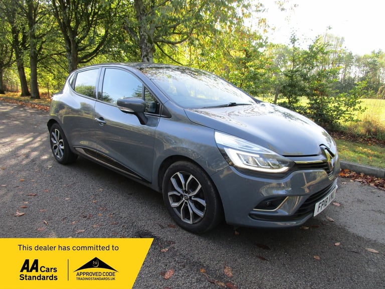 RENAULT CLIO 1.5 Urban Nav dCi 90 - Lady owner from 6 months old, full service