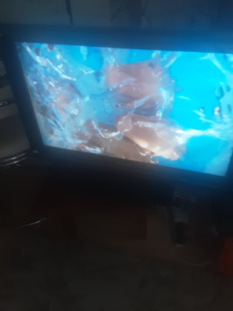 Panasonic viera 32 ins tv