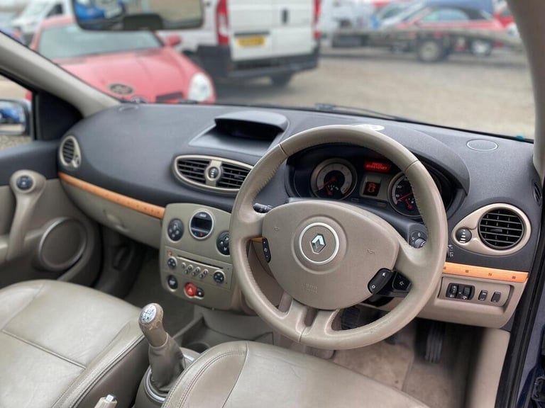 2007 Renault Clio 1.6 VVT Initiale 5dr HATCHBACK PETROL Manual