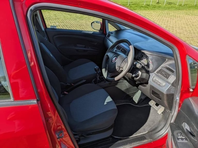 2010 Fiat Grande Punto 1.4 Sound 5dr HATCHBACK Petrol Manual