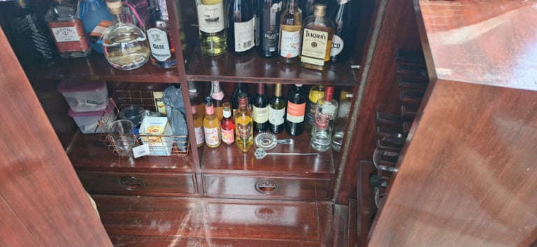 Lovely Chinese solid wood drinks cabinet