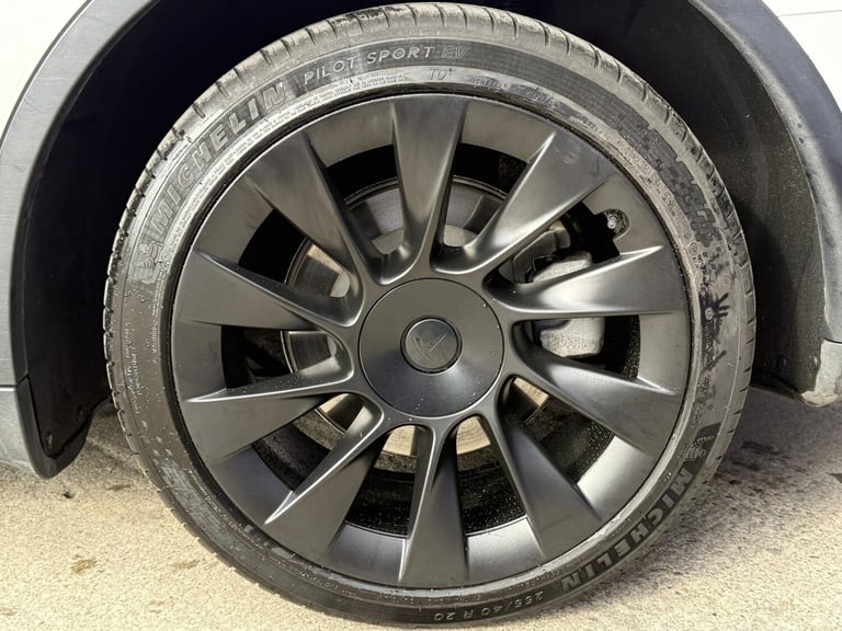 2022 Tesla Model Y (Dual Motor) Long Range SUV 5dr Electric Auto 4WDE (384 bhp) SUV Electric Auto...