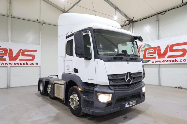image for 2016 (66 PLATE) Mercedes Benz Actros 2540 6x2 Euro 6 Tractor Units