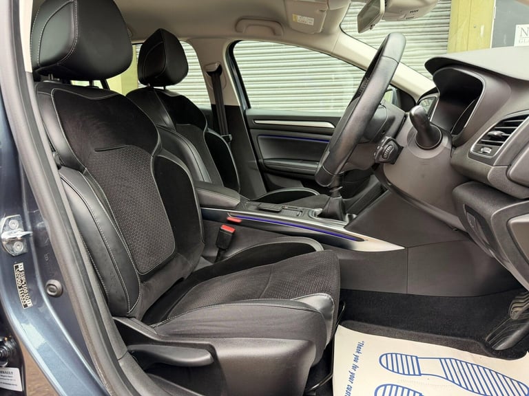 2017 Renault Megane 1.5 dCi Dynamique Nav 5dr HATCHBACK DIESEL Manual