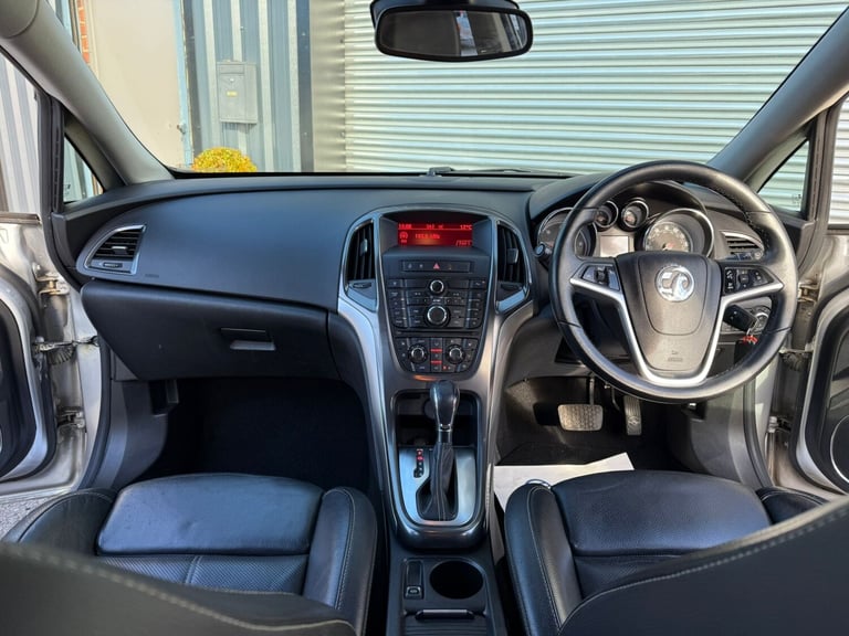 2011 Vauxhall Astra 2.0 CDTi 16V Elite 5dr Auto HATCHBACK Diesel Automatic