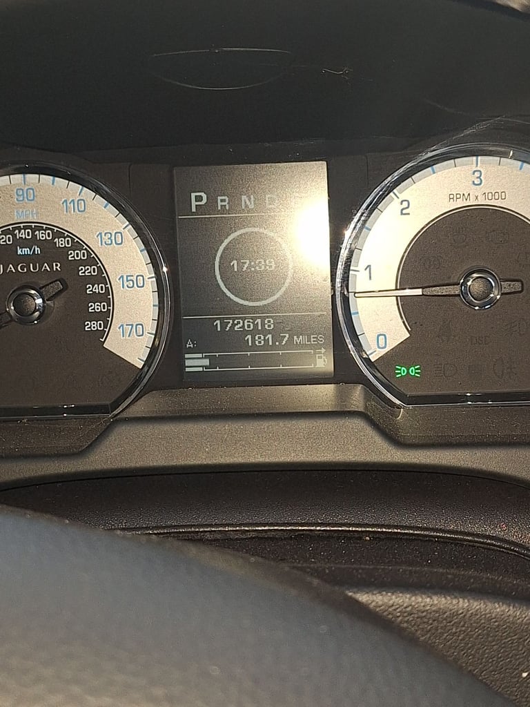 Jaguar xf sports 3 liter diesel 2010