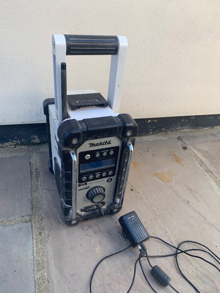 Makita DAB radio