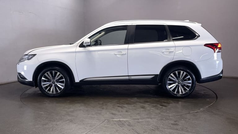 2019 69 MITSUBISHI OUTLANDER 2.0 MIVEC EXCEED SUV 5DR PETROL CVT 4WD EURO 6 (S/S