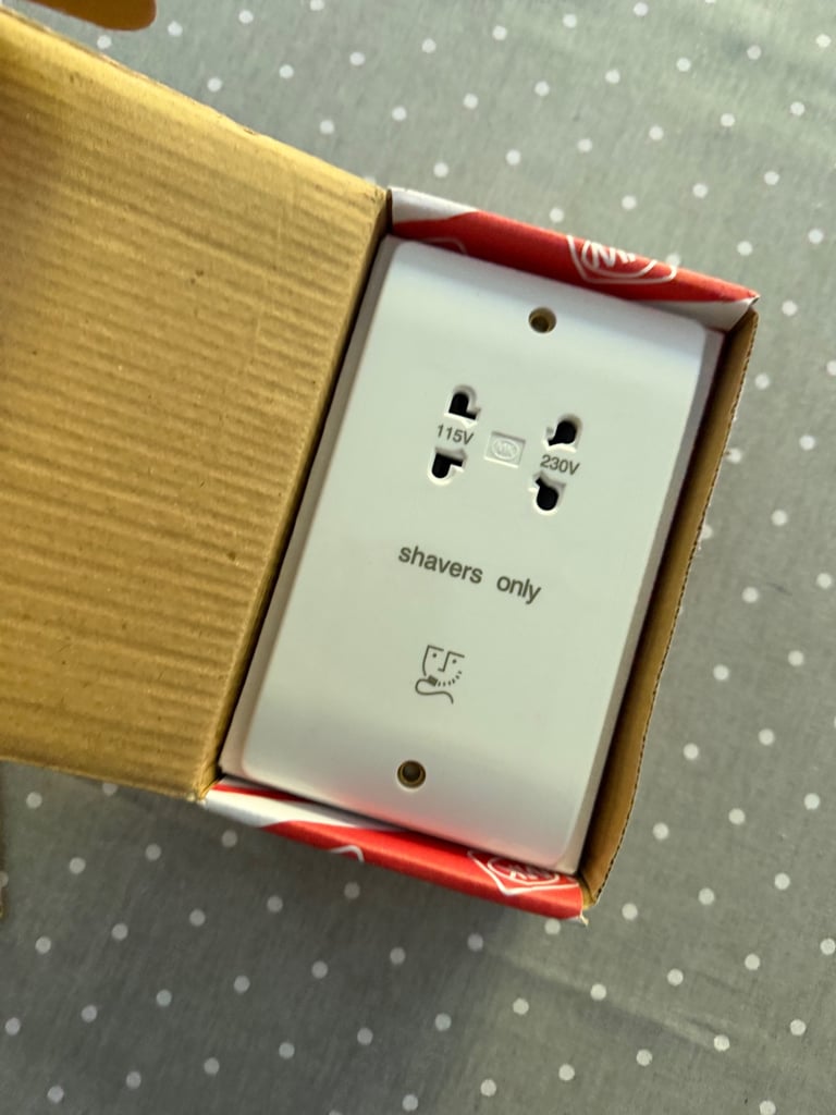 MK SHAVOR SOCKET BRAND NEW IN BOX BARGAIN PRICE