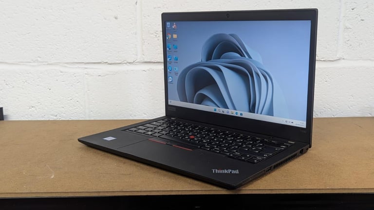 Lenovo ThinkPad T490 14" Laptop – Intel Core i5-8565U | 8GB RAM | 256GB SSD | Windows 11 Pro