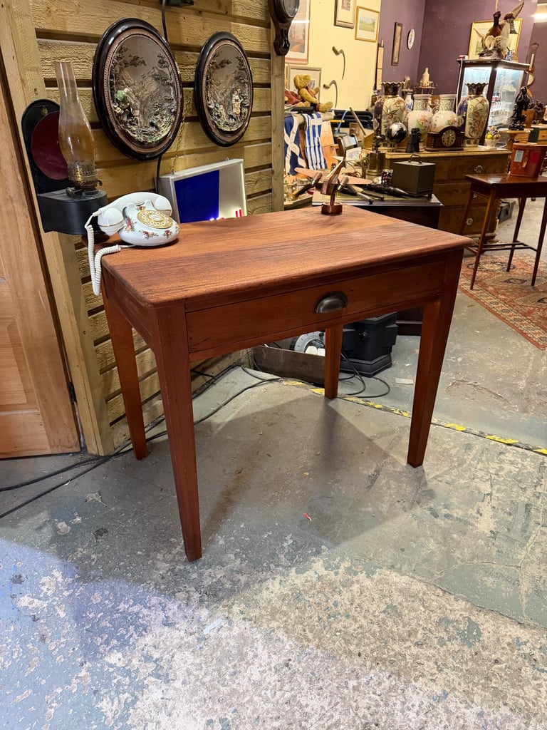 Late Victorian Solid mahogany Writing Table with Drawer – 91.5 cm x 60 cm x 76.5 cm