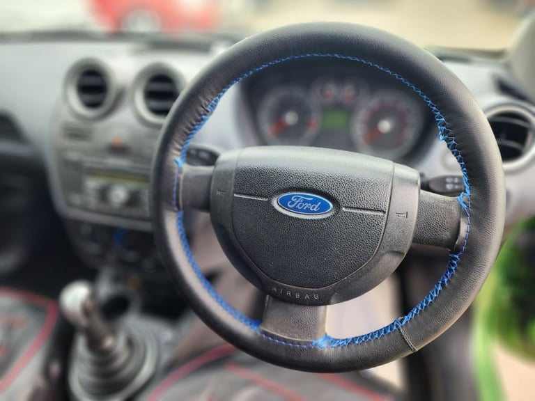 2007 56 FORD FIESTA 1.4 ZETEC CLIMATE HATCHBACK 5DR PETROL MANUAL (147 G/KM, 79 - Image 14