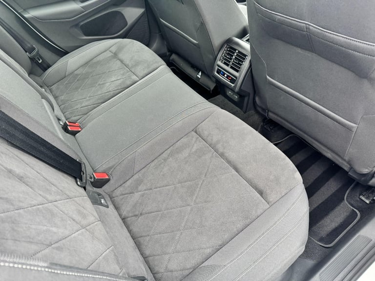 2023 Volkswagen Golf 1.5 TSI Style Hatchback 5dr Petrol Manual Euro 6 (s/s) (130 ps) HATCHBACK Pe...