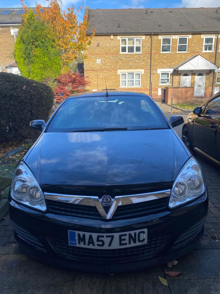 Vauxhall, ASTRA, Convertible, 2009, Manual, 1598 (cc), 3 doors