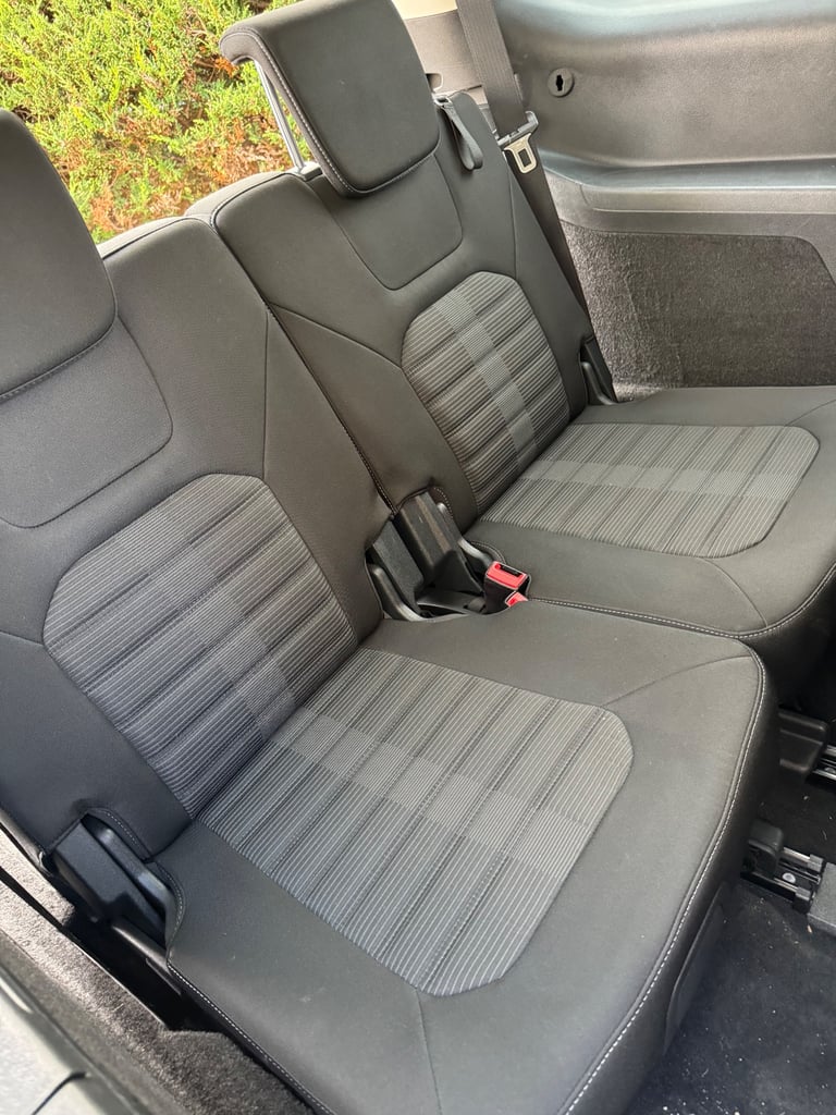 Ford Galaxy zetec ecoblue 2.0 Diesel Automatic 2019(69)