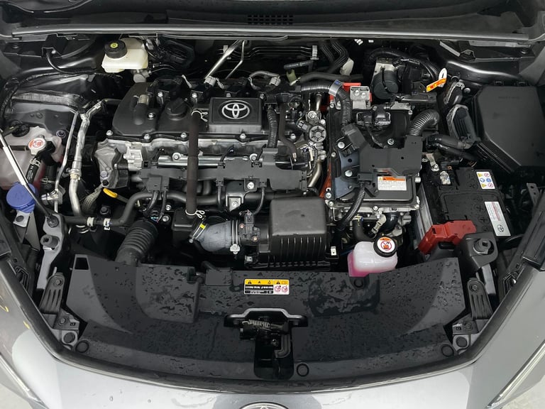 2023 Toyota C-HR 1.8 VVT-h Design SUV 5dr Petrol Hybrid CVT Euro 6 (s/s) (140 ps) - NAV - BL Suv ...
