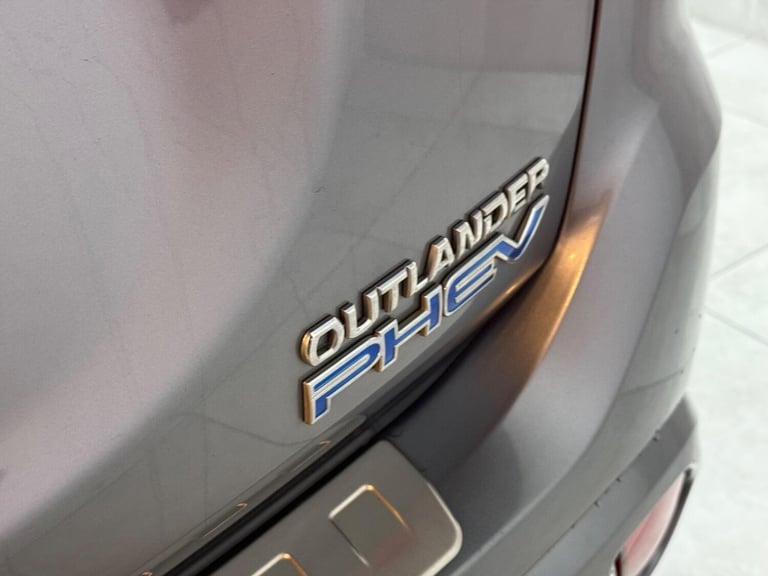 2016 Mitsubishi Outlander 2.0 PHEV GX4h 5dr Auto ESTATE PETROL/ELECTRIC Automatic