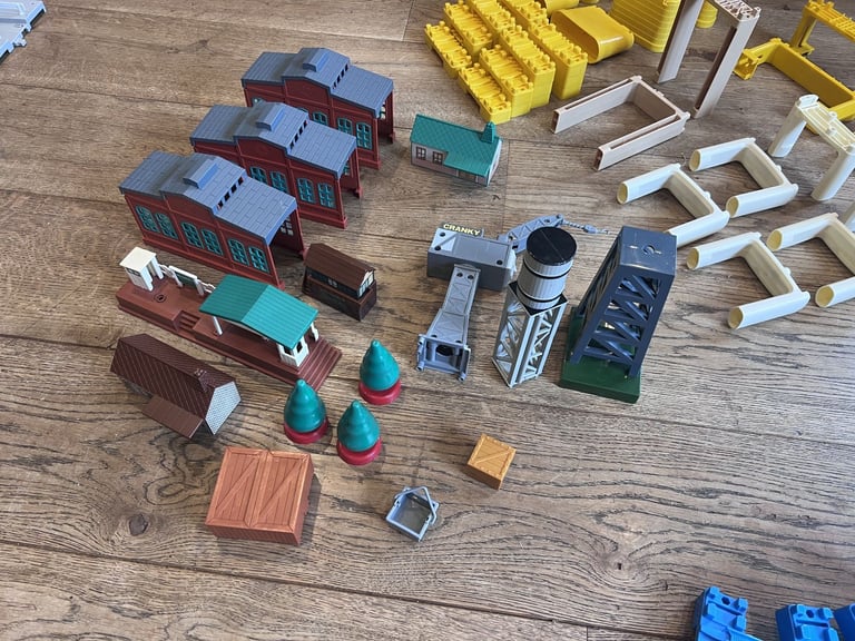 Thomas The Tank Engine - Massive Train Set