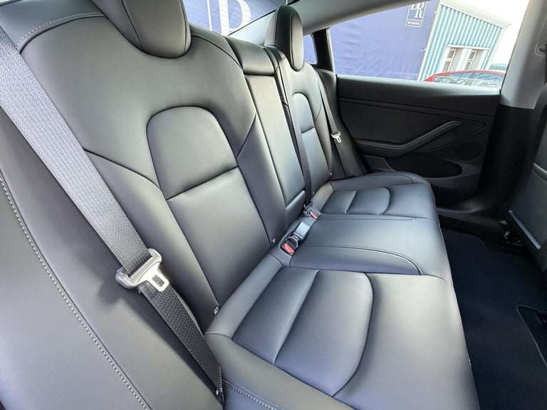 2022 Tesla Model 3 Saloon 4dr Electric Auto RWD (241 bhp) Saloon Electric Automatic
