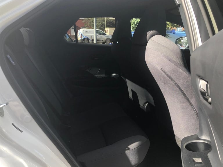 2024 Toyota C-HR 1.8 Hybrid Design 5dr CVT SUV Hybrid Automatic