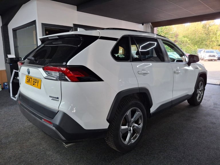 2022 Toyota RAV4 2.5 VVT-h GPF Design SUV 5dr Petrol Hybrid CVT 4WD Euro 6 (s/s) (222 ps) ESTATE ...