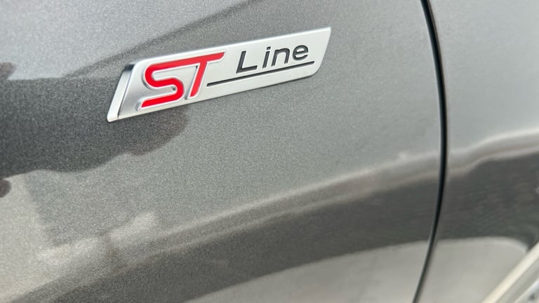 2025 Ford Kuga 1.5 EcoBoost ST-Line 5dr HATCHBACK PETROL Manual