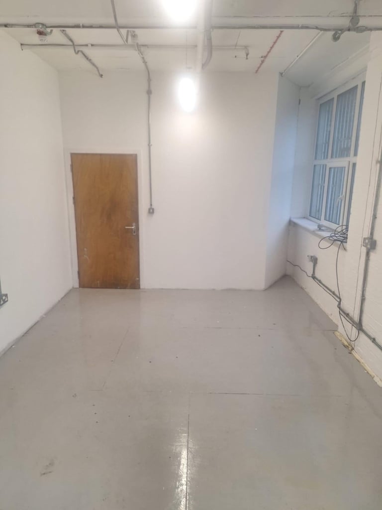 image for Flexible Contracts - Free WIFI - No Fees OFFICES / STUDIOS / WORKSPACE 
