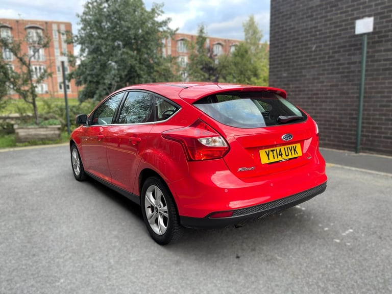 2014 Ford Focus 1.0 125 EcoBoost Zetec 5dr HATCHBACK Petrol Manual