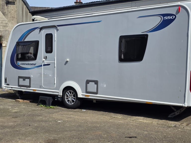 2022 connosieur compass 550