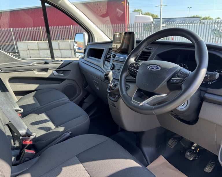 2023 Ford Transit Custom 2.0 EcoBlue 130ps Low Roof Trend 9 Seat MPV MPV Diesel Manual
