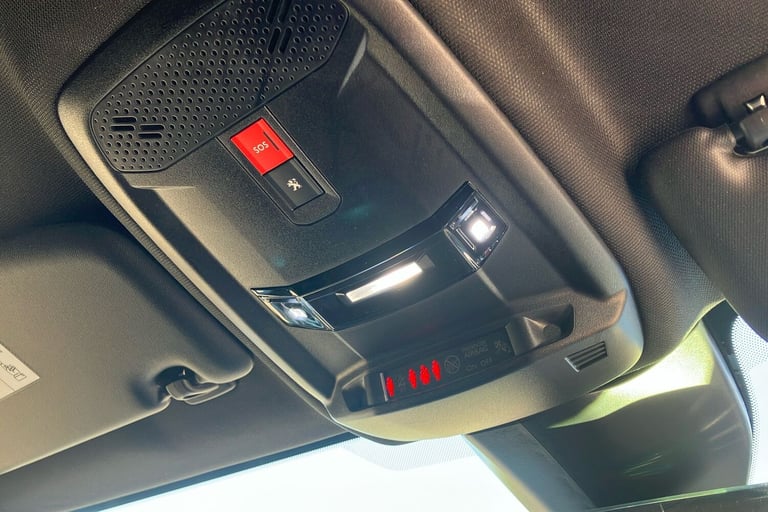  Peugeot 208 1.2 Puretech Gt Premium Hatchback 5dr Petrol Eat Euro 6 s/s 130 Ps