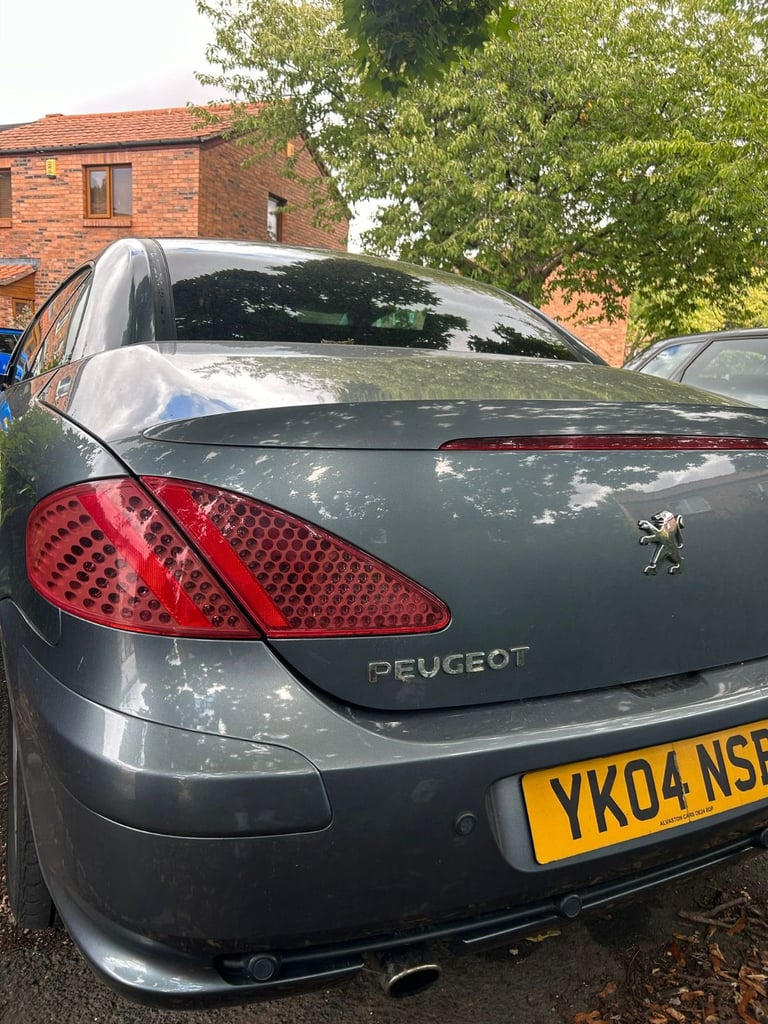 Peugeot, 307, Convertible, 2004, Manual, 1997 (cc),2 doors - Image 2
