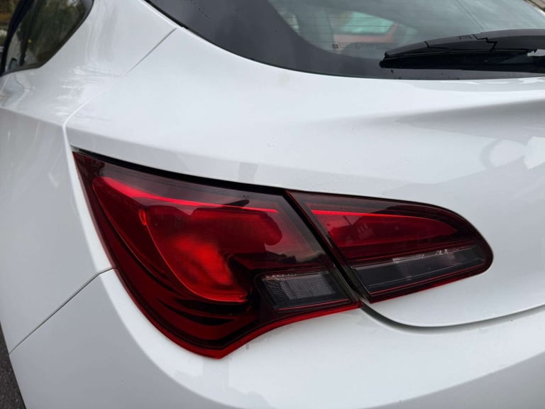 2014 Vauxhall Astra 1.4 Astra GTC Sport S/S 3dr Coupe Petrol Manual