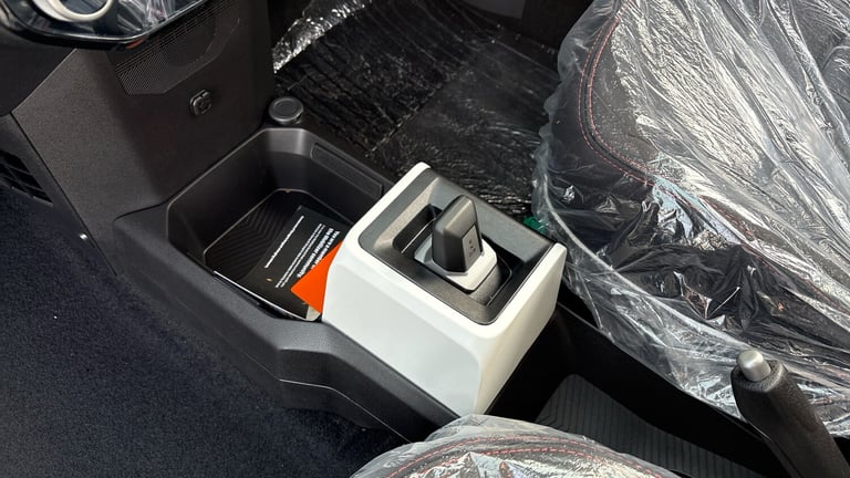 2025 Dacia Spring 27kWh Expression 65 48kW 5dr Auto Electric Hatchback Hatchback Electric Automatic