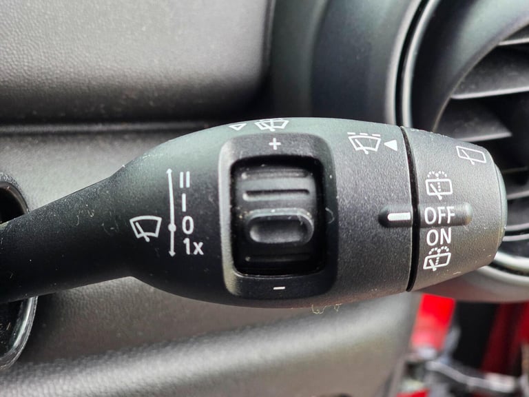 2016 MINI Hatch 1.2 One Auto Euro 6 (s/s) 5dr HATCHBACK Petrol Automatic