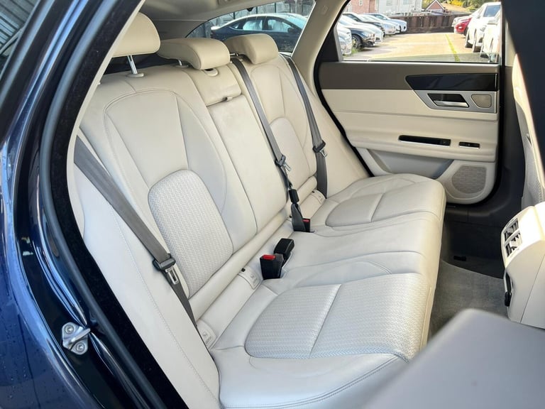 2018 Jaguar XF 2.0d Prestige Sportbrake Auto Euro 6 (s/s) 5dr ESTATE Diesel Automatic